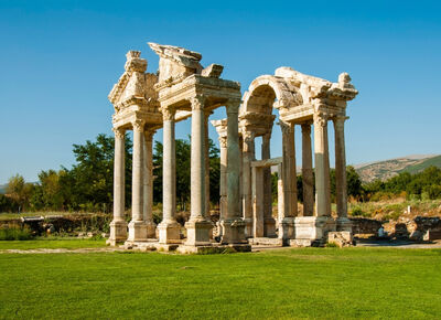 Pamukkale, Hierapolis ve Afrodisyas Turu